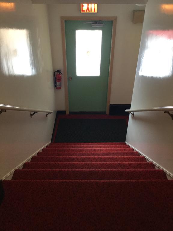 Cedars Motel Ironwood Zewnętrze zdjęcie