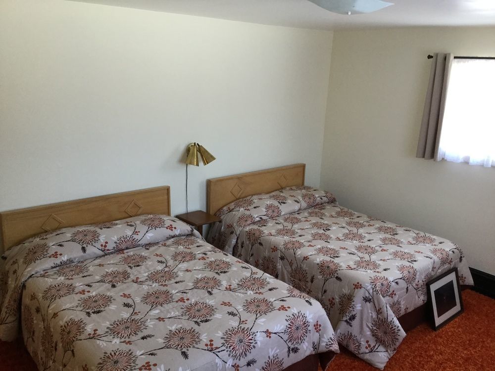 Cedars Motel Ironwood Zewnętrze zdjęcie
