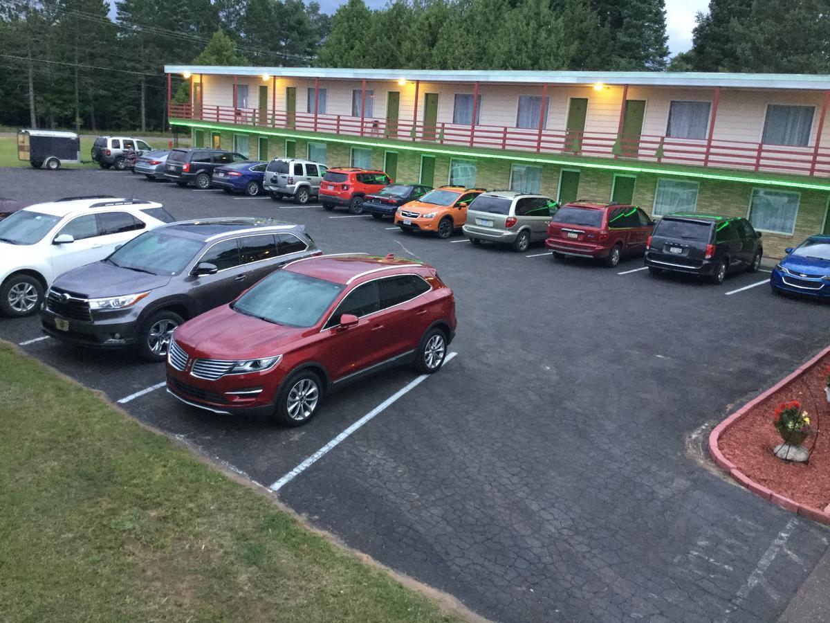 Cedars Motel Ironwood Zewnętrze zdjęcie